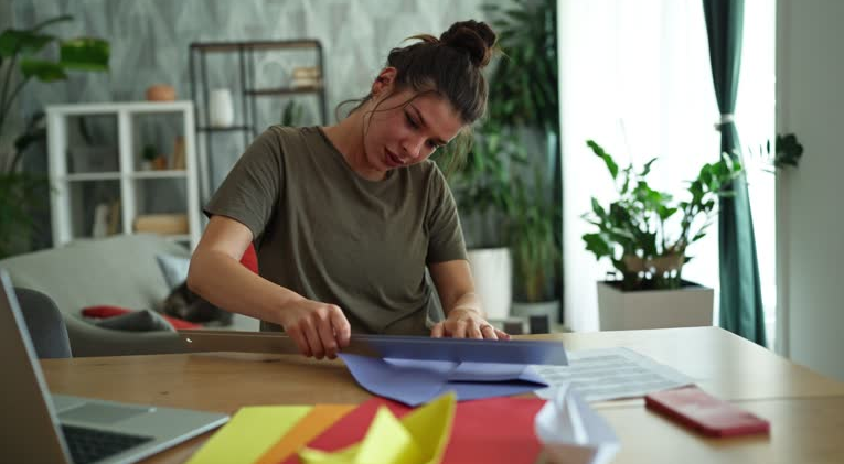 How Telegram Chinese Version Simplifies Paper Airplane Download for Everyday Users Worldwide